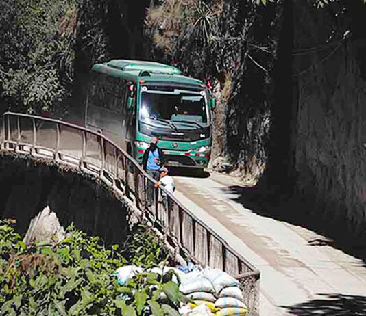 PIDEN ANULAR LICITACIÓN DE RUTA A MAPI