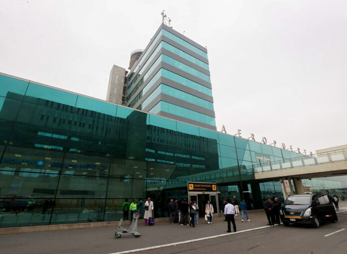 antiguoaeropuerto070725