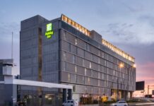 HOLIDAY INN LIMA AIRPORT CON SHUTTLE AL NUEVO JORGE CHÁVEZ