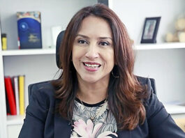 TERESA MERA PODRÍA MANTENERSE EN MINCETUR