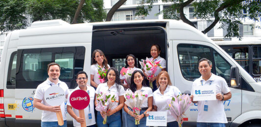 CTM TOURS SORPRENDIÓ CON BLITZ DEDICADO A MAMÁ
