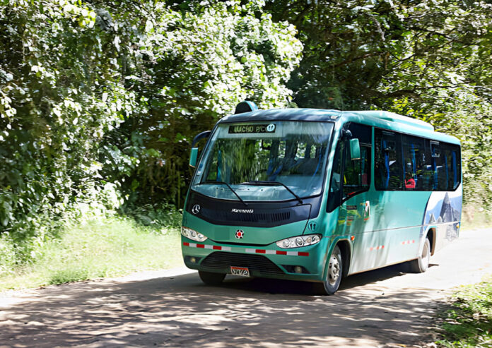 bus190526