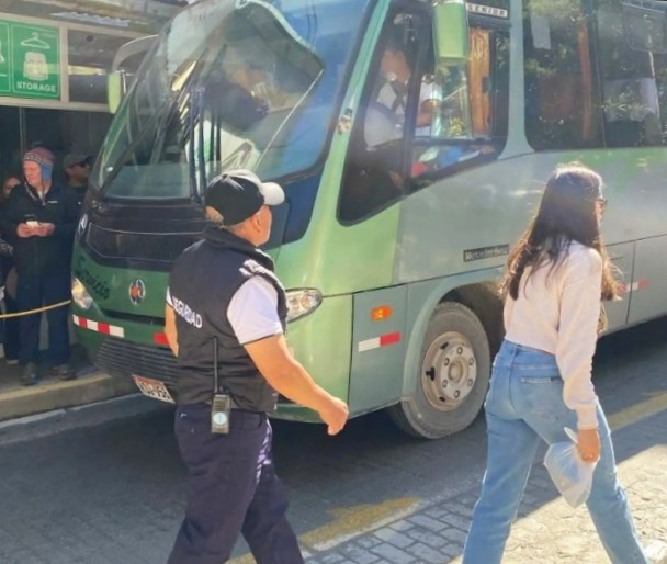 BUSES030726