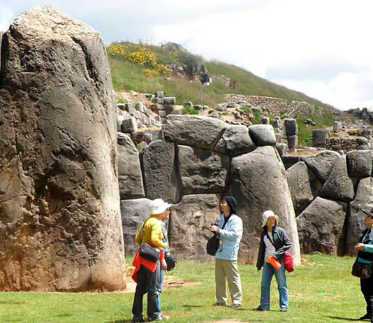 EN AGOSTO TAMBIÉN RETROCEDIMOS EN TURISTAS