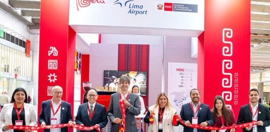 PERÚ BUSCA NUEVAS RUTAS AÉREAS EN FERIA