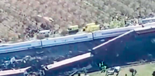 CHOQUE DE TRENES EN ESPAÑA: 64 MUERTOS