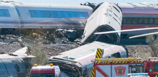ESPAÑA DESCONCERTADA POR 2DO ACCIDENTE DE TRENES